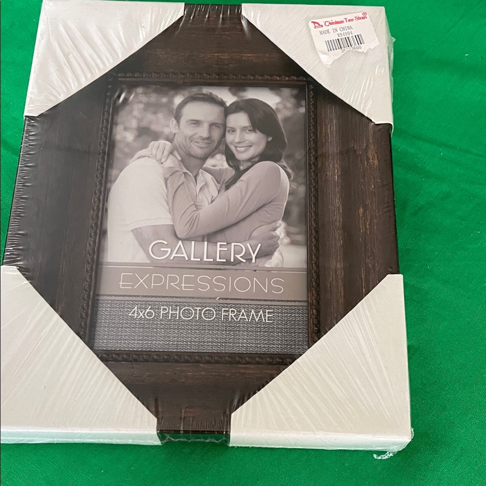 Expressions Dark Brown Photo Frame